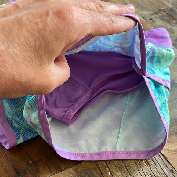 Girls size 7/8 running shorts - Picture 5 of 6